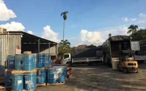 Hình ảnh xe tải lấy hàng tại kho Đà Nẵng